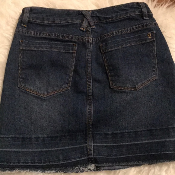 Denim Skirt, Button Closure, Girls Size 10 - Picture 4 of 8